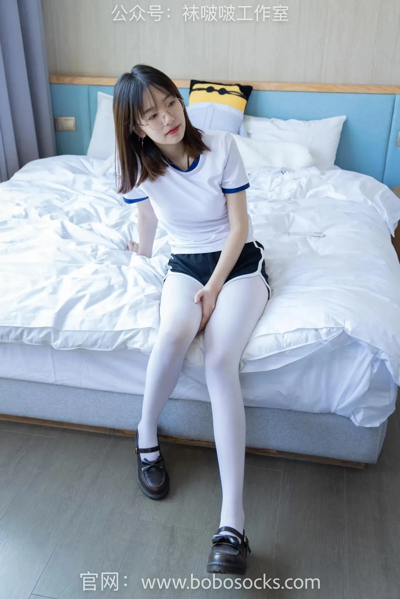 [BoBoSocks袜啵啵]NO.108 小甜豆-皮鞋、厚白丝、踩奶油蛋糕剧情 [137P]插图9
